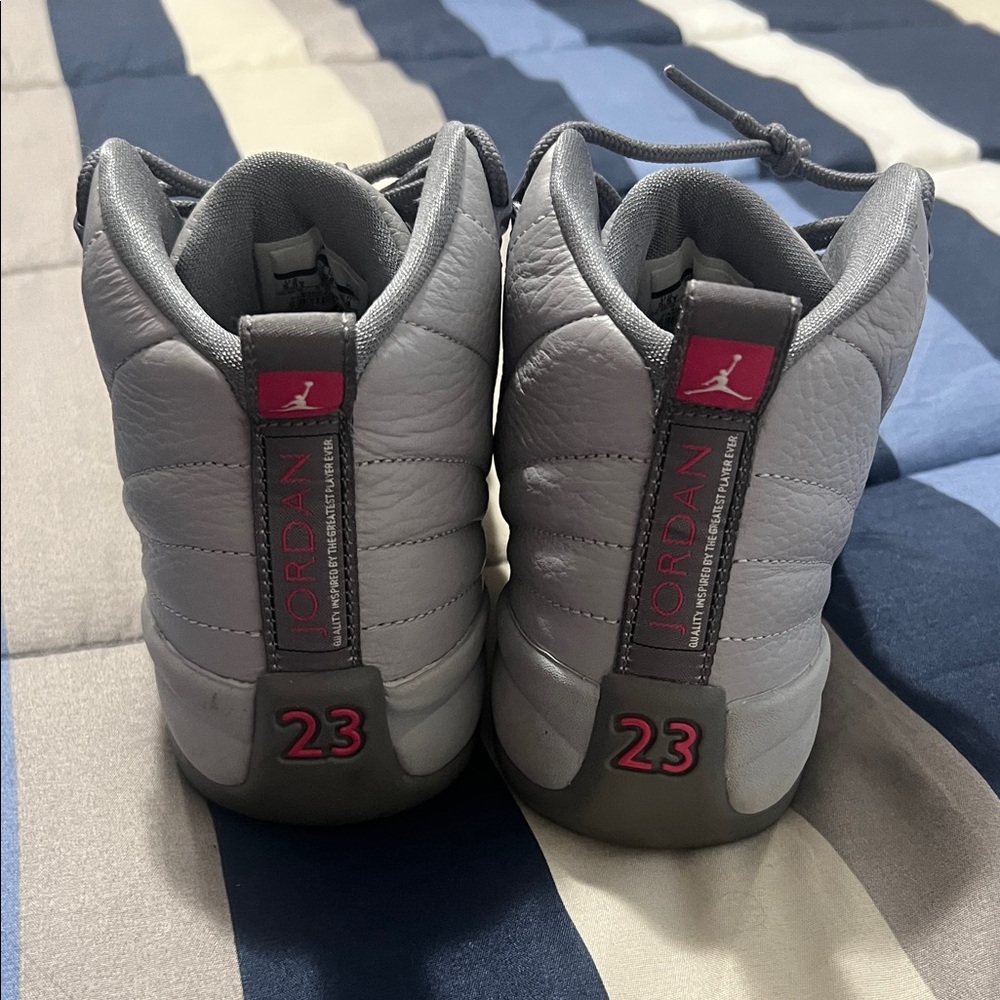 Jordan kids Sneakers in Gray and Pink - Picture 4 of 7